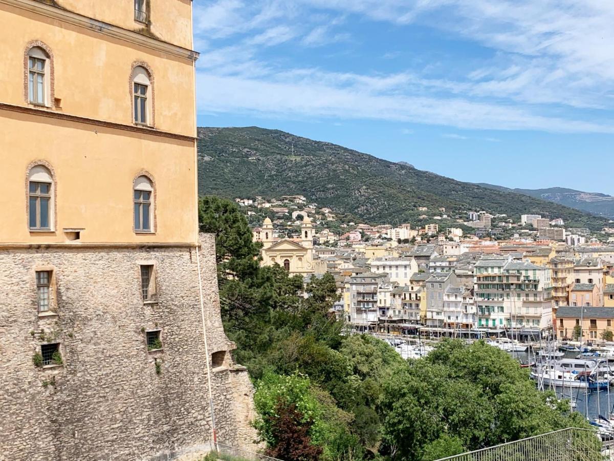 דירות בסטיה Casa A Certosa Au Coeur De La Citadelle מראה חיצוני תמונה