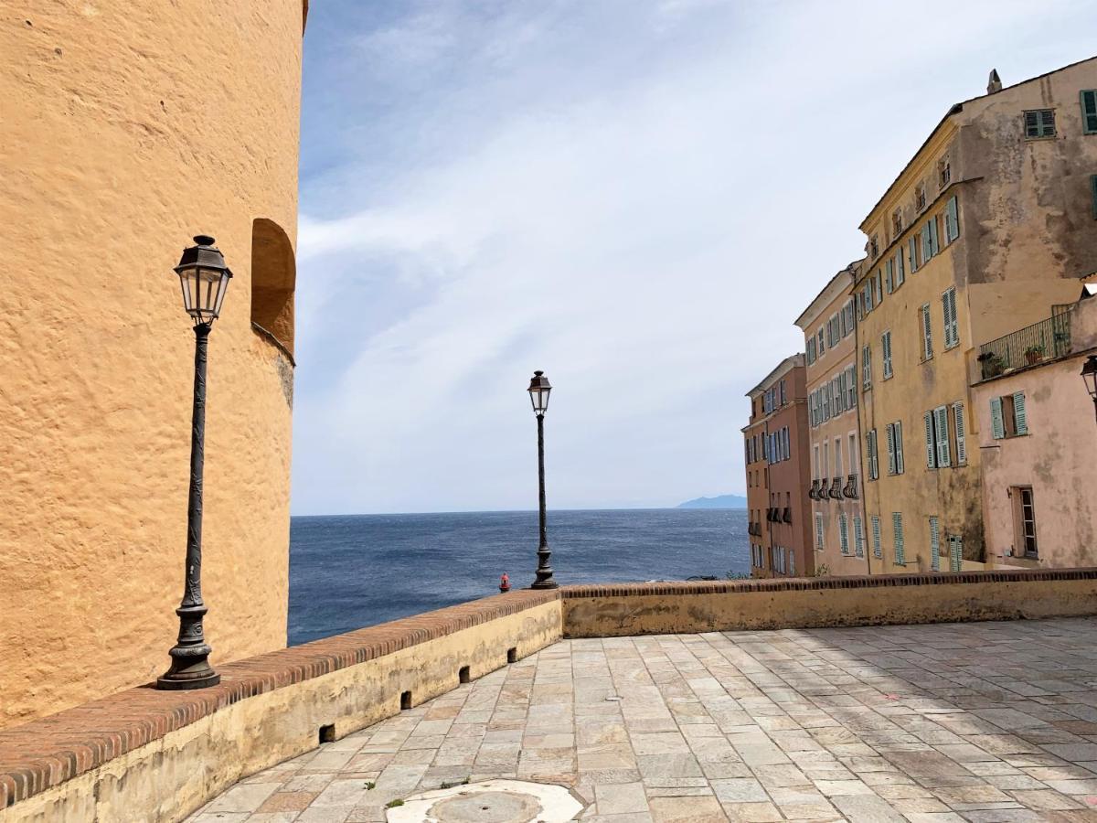 דירות בסטיה Casa A Certosa Au Coeur De La Citadelle מראה חיצוני תמונה