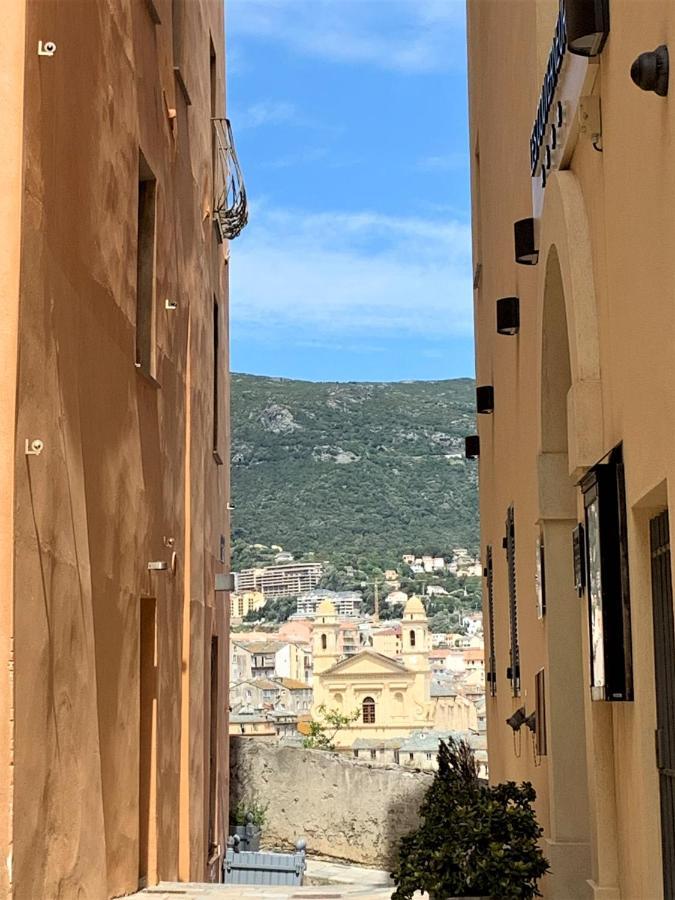 דירות בסטיה Casa A Certosa Au Coeur De La Citadelle מראה חיצוני תמונה