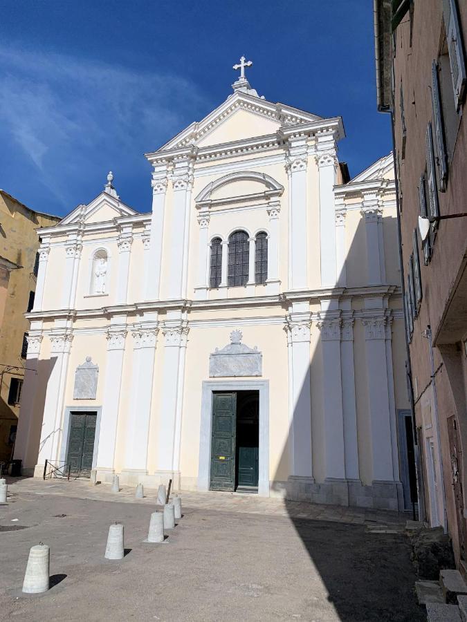 דירות בסטיה Casa A Certosa Au Coeur De La Citadelle מראה חיצוני תמונה