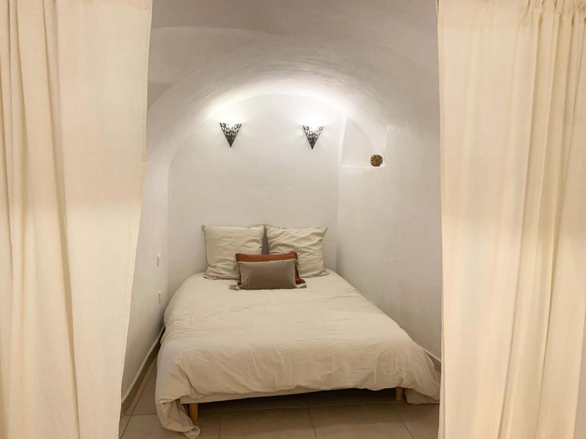 דירות בסטיה Casa A Certosa Au Coeur De La Citadelle מראה חיצוני תמונה
